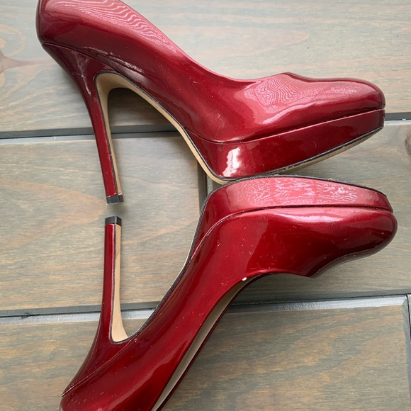 Shoes - Picture 5 of 5